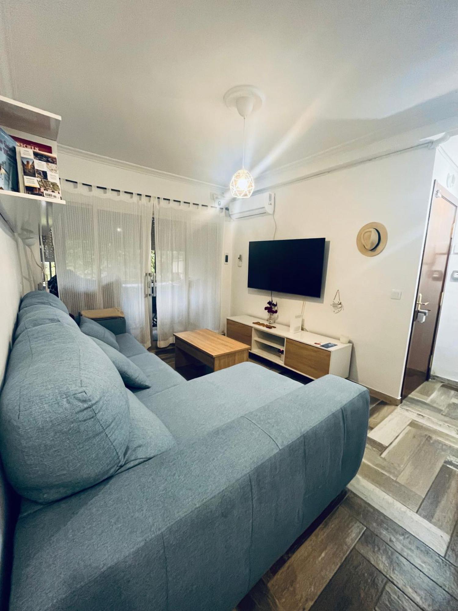 Lovely Rooms En Piso Compartido Seville Exterior photo